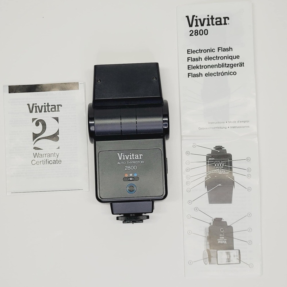 Vivitar Auto Thyristor 2800 Shoe Mount‎ Flash Camera